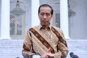 Jokowi Tanggapi Anies soal Demokrasi: Ada yang Maki Presiden, Biasa Saja